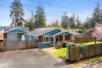 Hard-to-find beautifully remodeled rambler with a shop!