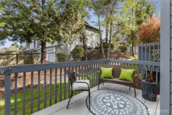 Private backyard deck