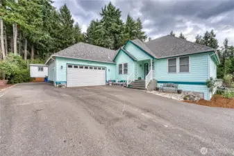 Over 4000+ square feet!