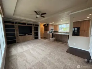Open floorplan into kitchen