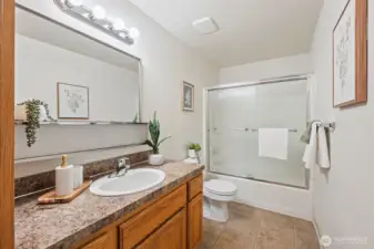 Main full bathroom.