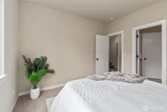 Main level bedroom - great for guests or multi-gen living.