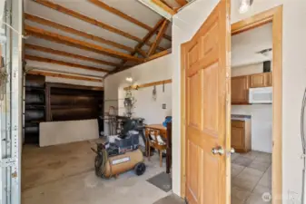 Entry to shop area and bonus room.  There is even storage above the bonus room!