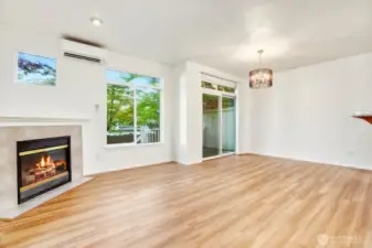 Living Rm