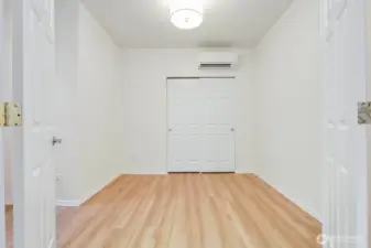 Guest Bedroom/Office