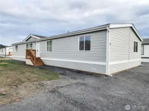 Welcome home! Spacious layout and great curb appeal. This is large home with two living spaces!