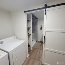 laundry rm off master bath