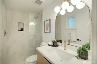 Primary en-suite bathroom on the main floor.