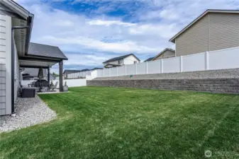oversized and private backyard