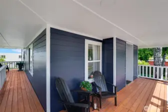 Enterances are seperated creating privacy.