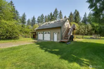 deatched garage with studio on 2nd floor