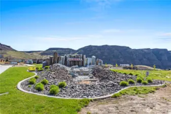 Northwest's Premier Destination, Sunserra Community - Crescent Bar