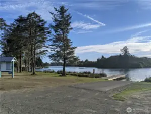 Chinook park has a boat launch, playground and dog park and it's just down the street!