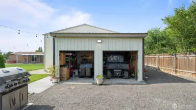 Flexible workshop or hobby space