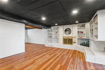 Oversized dining or living space with tons of shelves