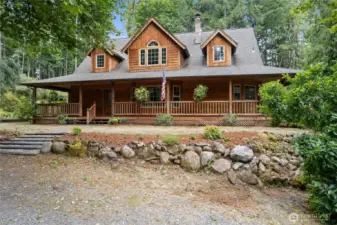Welcome to this dream property!