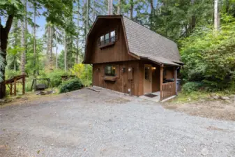 Welcome to the cabin!
