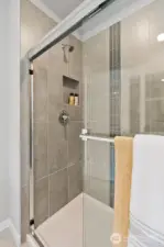 Photo rendering is representational. Actual home is under construction and finishes, elevation, and paint colors may vary. See site agent for details.