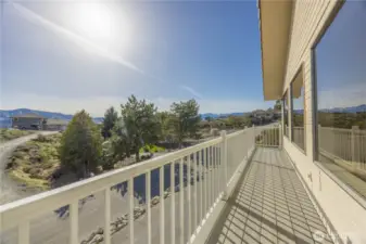 Brand New Deck off Living Room