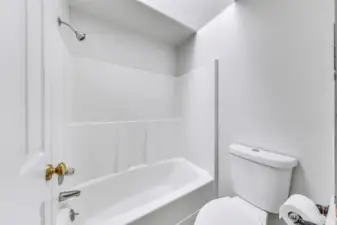 Primary ensuite - full bathroom