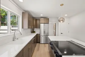 The brand new kitchen is waiting for new owners!