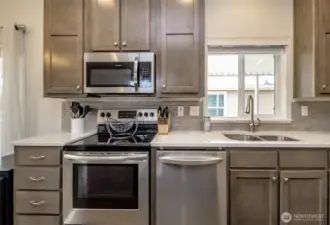 Fabulous chefs kitchen with modern finishes