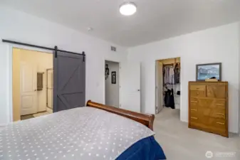 Primary Suite with en Suite Bathroom & Walk in Closet
