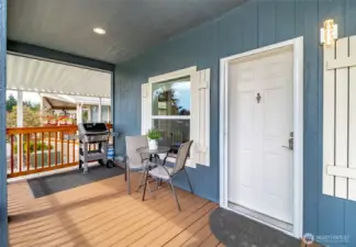 Sun deck to enjoy watching Golf Games