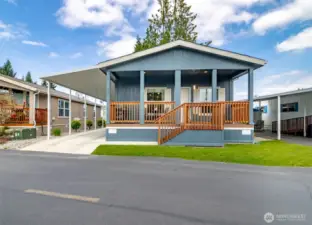 Great Curb Appeal, Well Kept Grass