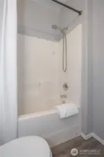 Additional Full Bathroom with tub/shower