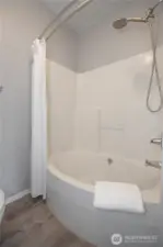 Primary oversized tub/shower