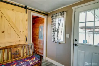 Door off kitchen into laundry room