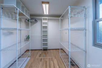 The den/office/storage room.