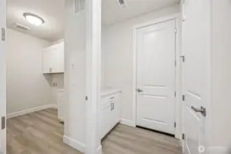 Main Floor Utility Room