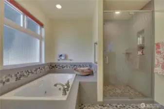 Custom Tile Shower & Glass Door