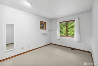 Bed 3 w/closet not pictured