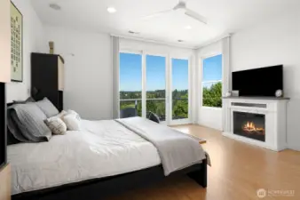 Owner's Suite Bedroom - Upper