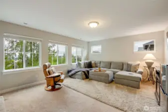 Upstairs Living Area