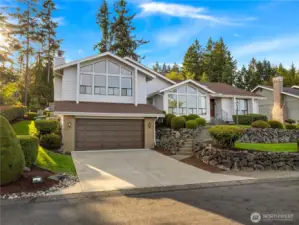 Come live in this sophisticated charming home.