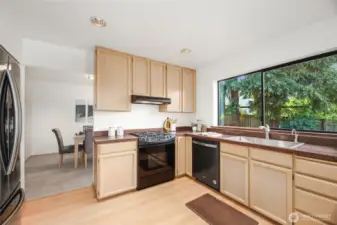 Kitchen connects to Dining Room