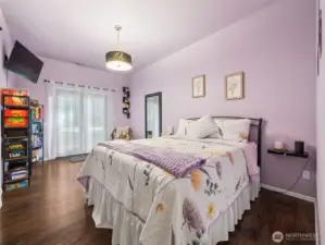 second bedroom