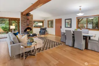 This flex space allows for big dining parties and swell get-togethers!