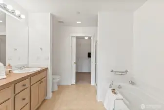 5 Piece Primary Bath and Walk-in Closet