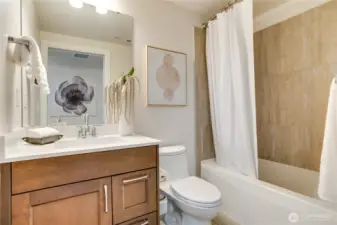 Full bathroom next to the second bedroom.