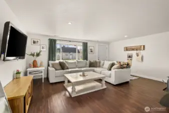 Large entertaining space