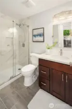 Updated 3/4 bath on for secondary bedrooms use