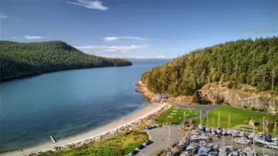 Skyline amenities include a clubhouse, Waterfront Cabana, Sport Court(s) all set on Skyline Marina