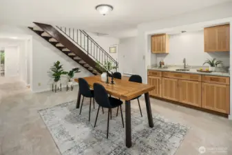 A wet bar off the dining room