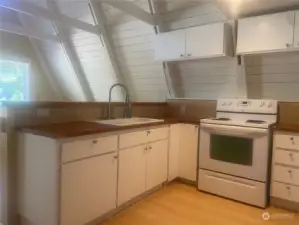 Spacious kitchen