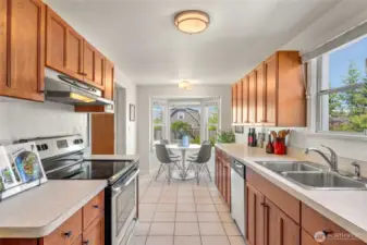Kitchen with lots of storage